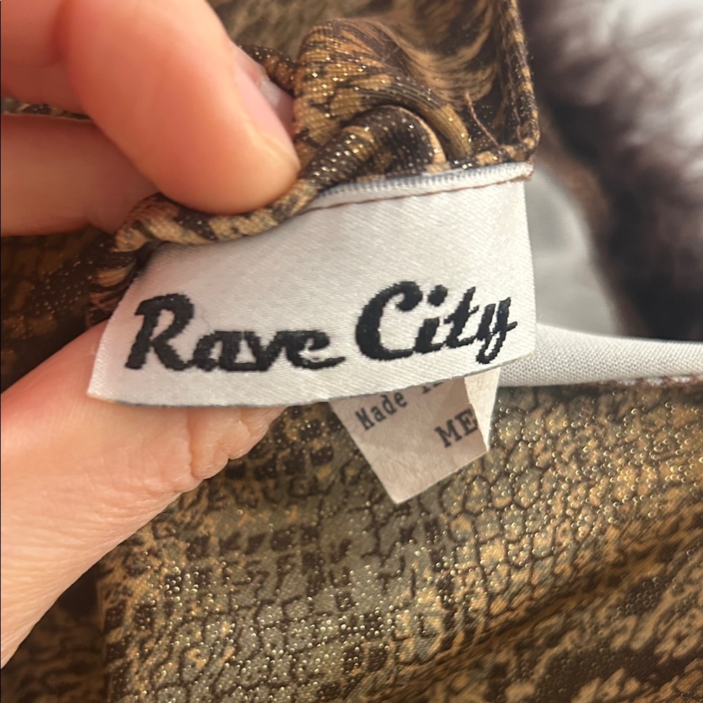 Snake-Print Brown Tank Top with Faux Fur Trim RAVE CITY - Picture 3 of 3